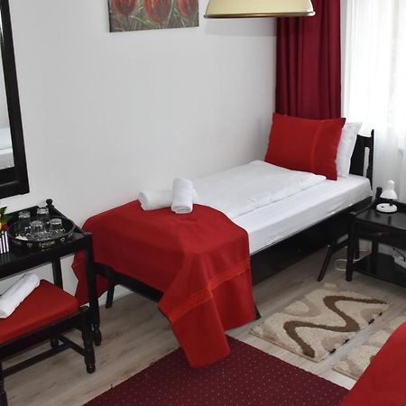 Copou Inn Iasi Exterior photo